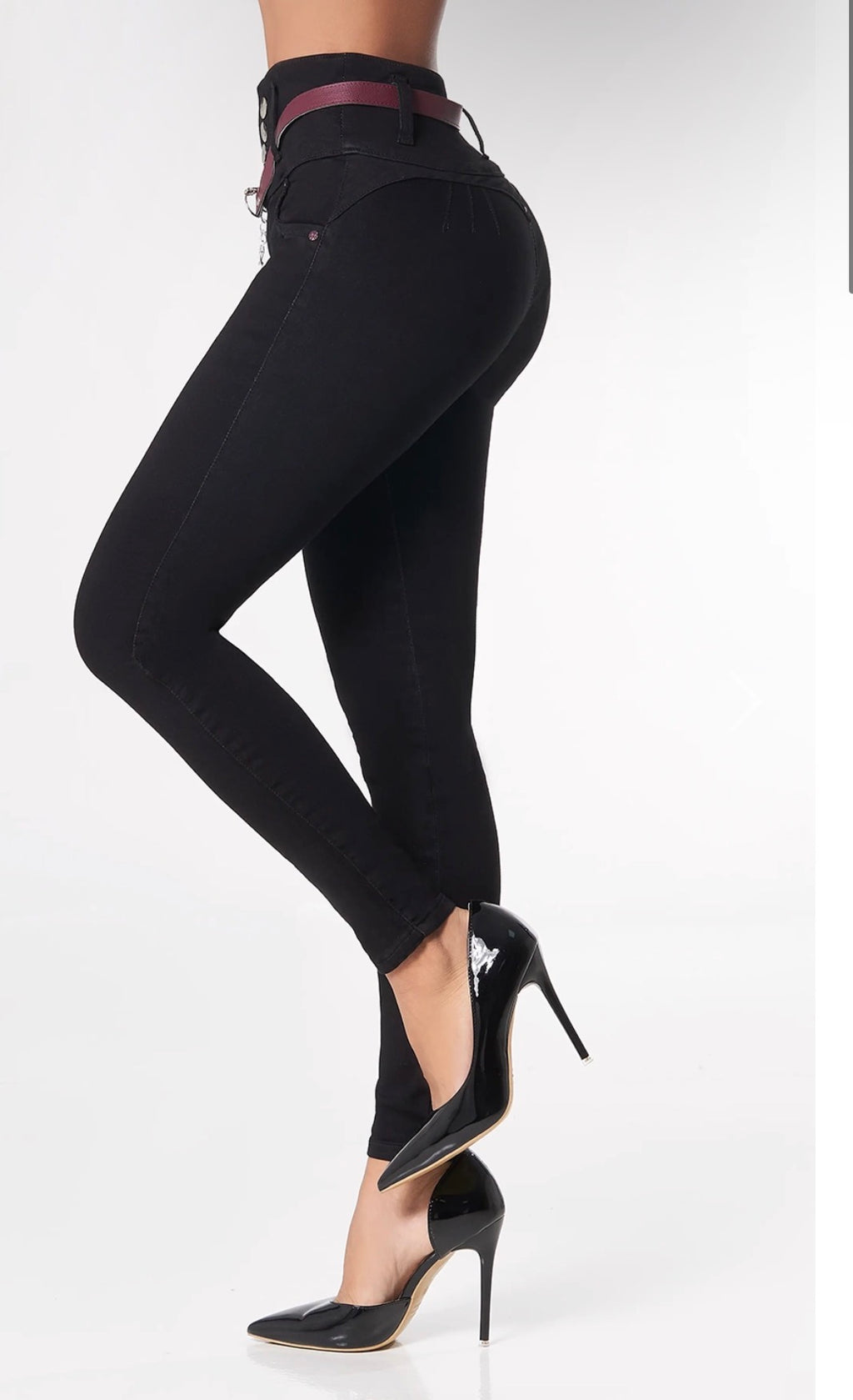 Jeans colombianos levanta glúteos